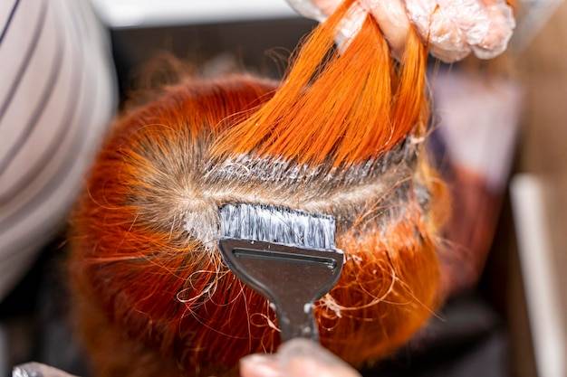 Jak naprawić włosy po farbowaniu i przywrócić im zdrowy wygląd?